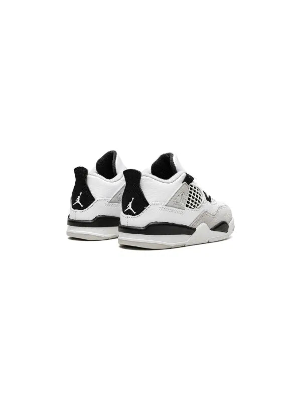 Jordan Kids
Air Jordan 4 Retro "Military Black" sneakers