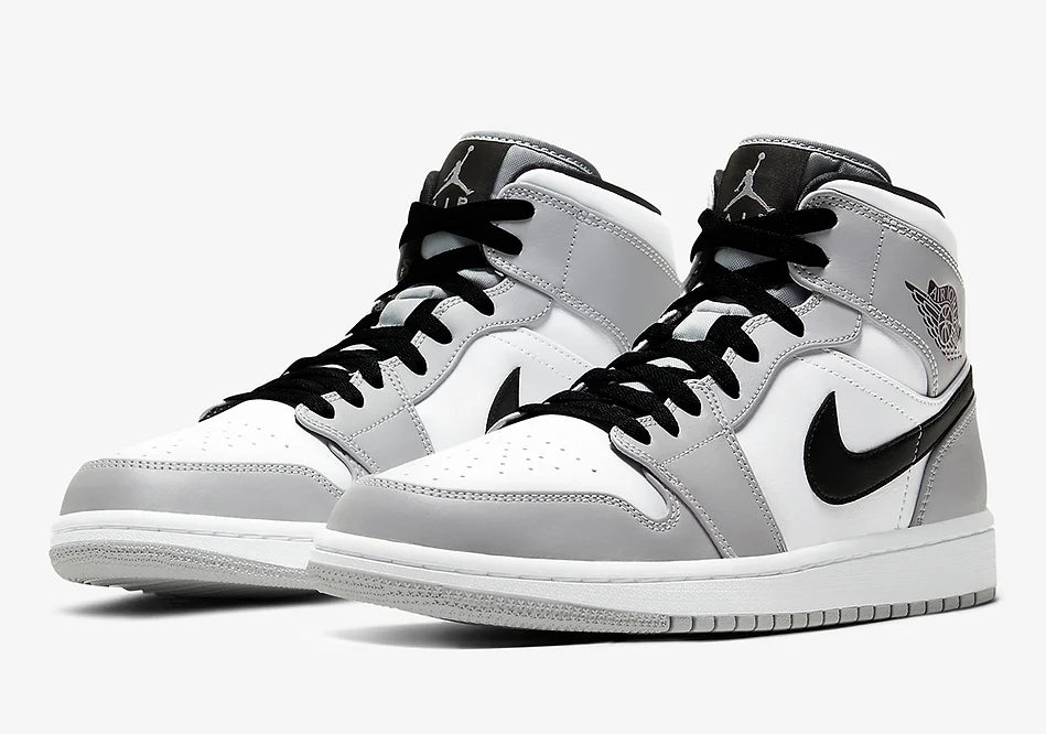 Nike Air Jordan 1 Retro - Light Smoke Grey - Dripflix