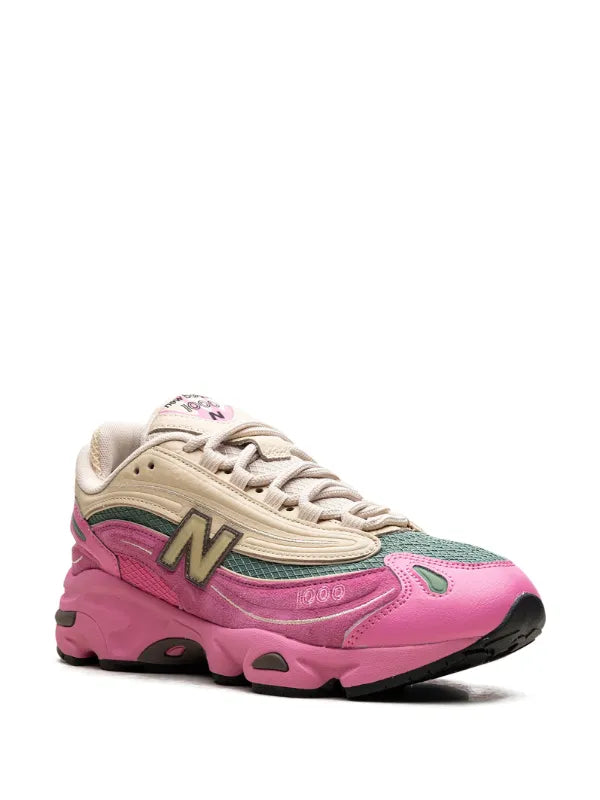 New Balance
1000 "Pink