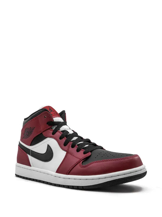 AIR JORDAN 1 MID "Chicago Black Toe"