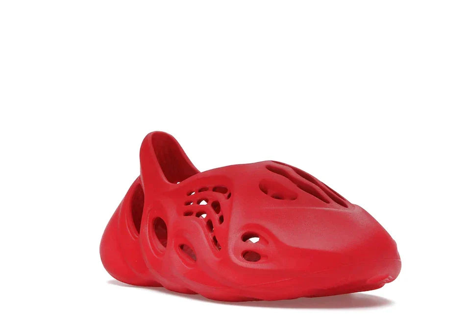 Adidas Yeezy Foam RNNR Vermillion - Dripflix